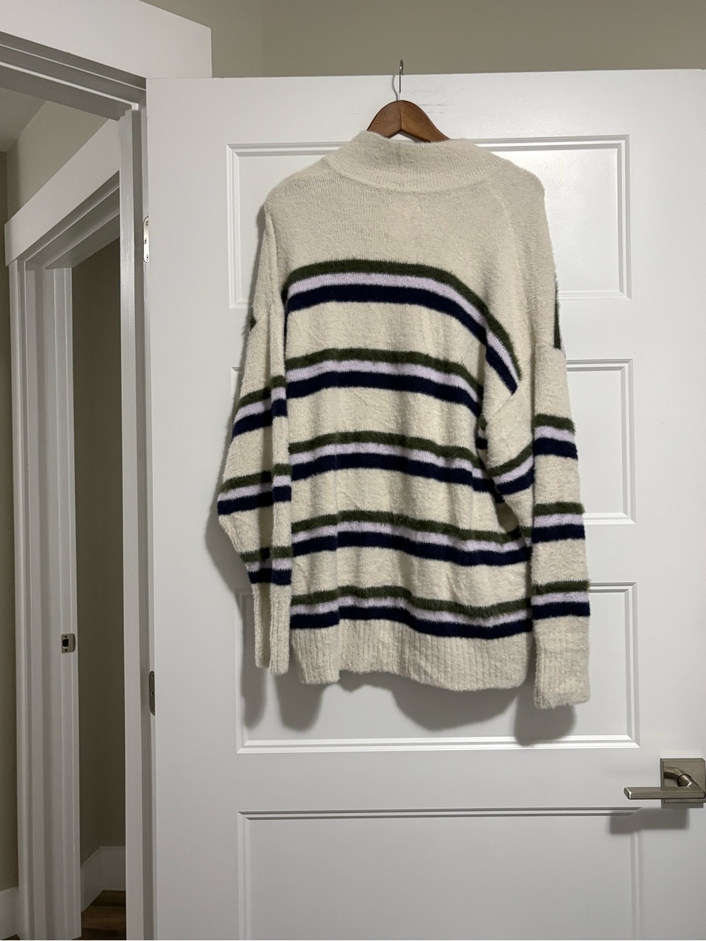 Arie unREAL Striped Polo Sweater.nwt sz Large - Picture 8 of 9
